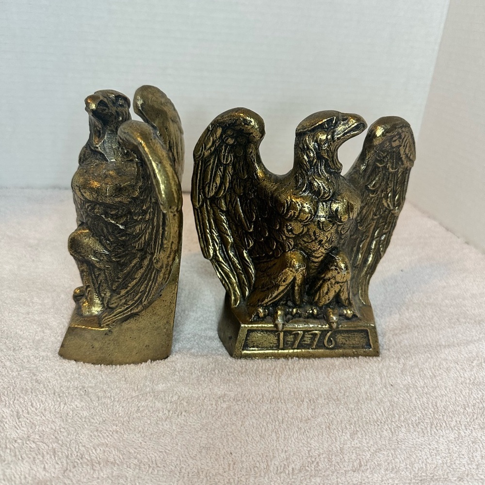 Vintage Colonial Virginia Hamilton cast brass 1776 Eagle Bookends - Picture 3 of 6